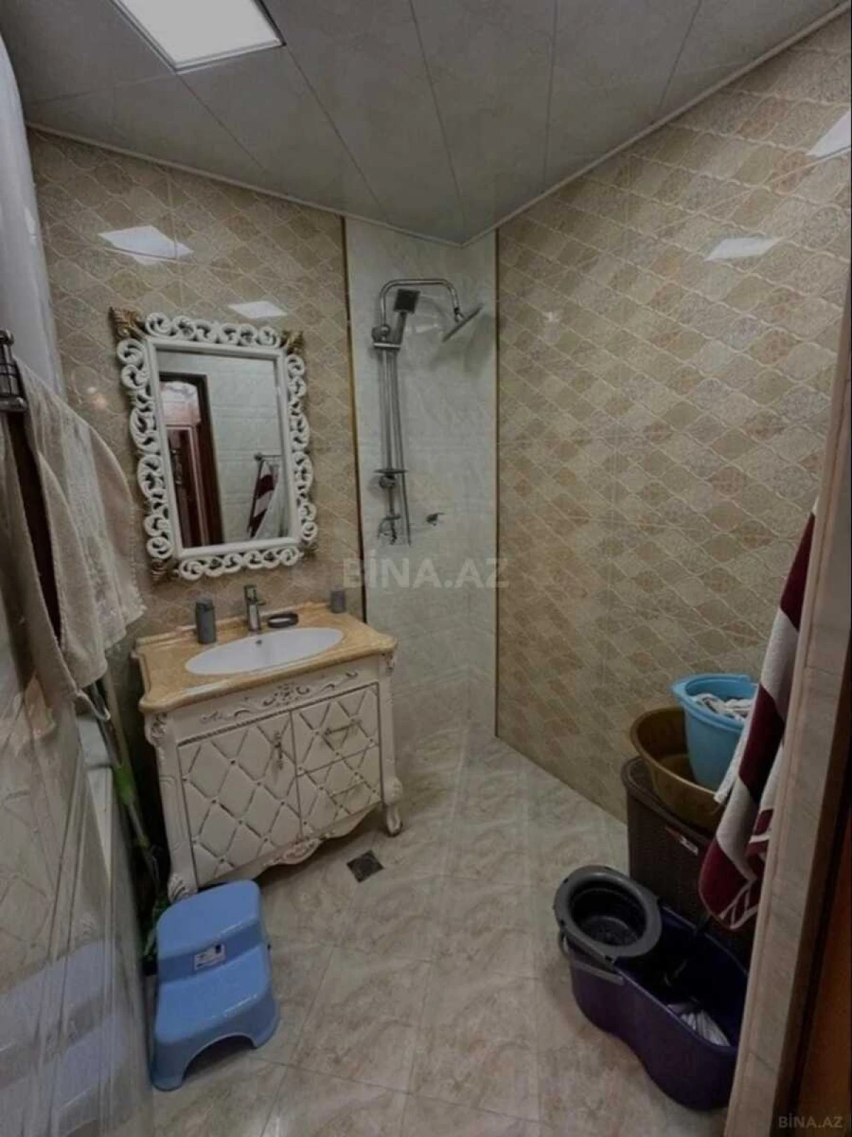 Satılır 4 otaqlı mənzil 100 m²