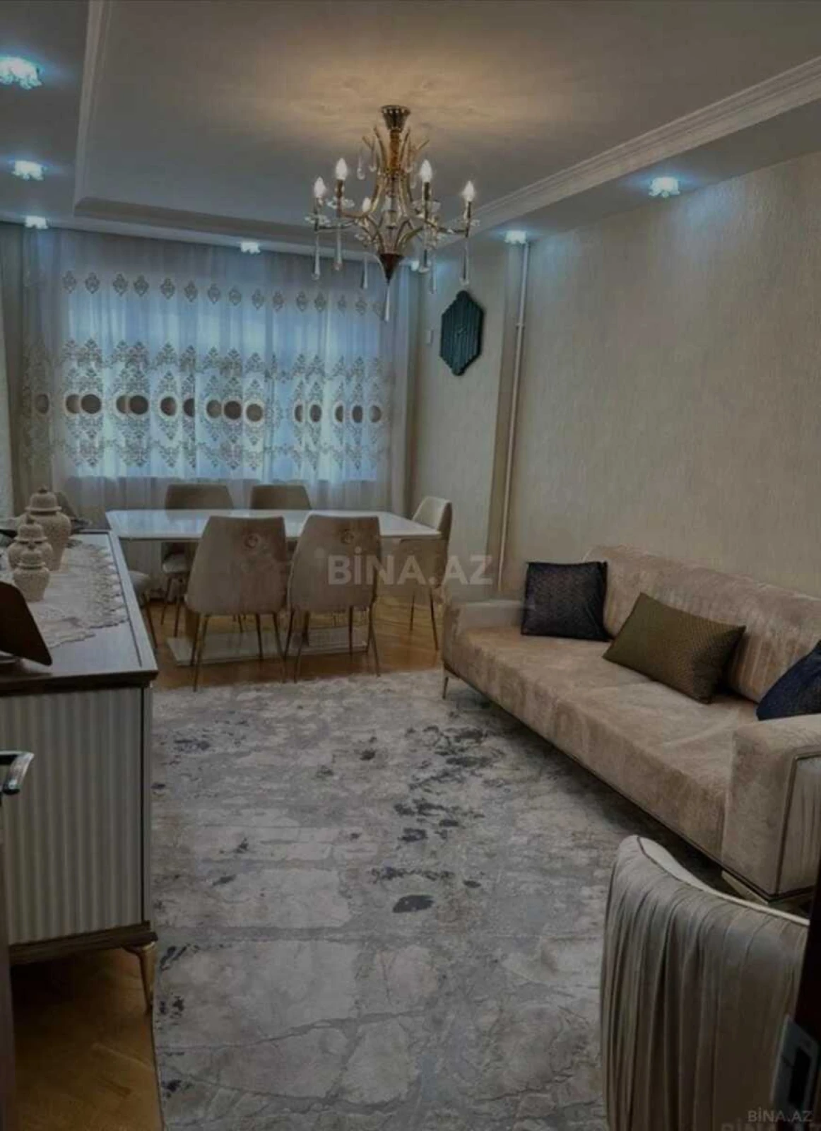 Satılır 4 otaqlı mənzil 100 m²