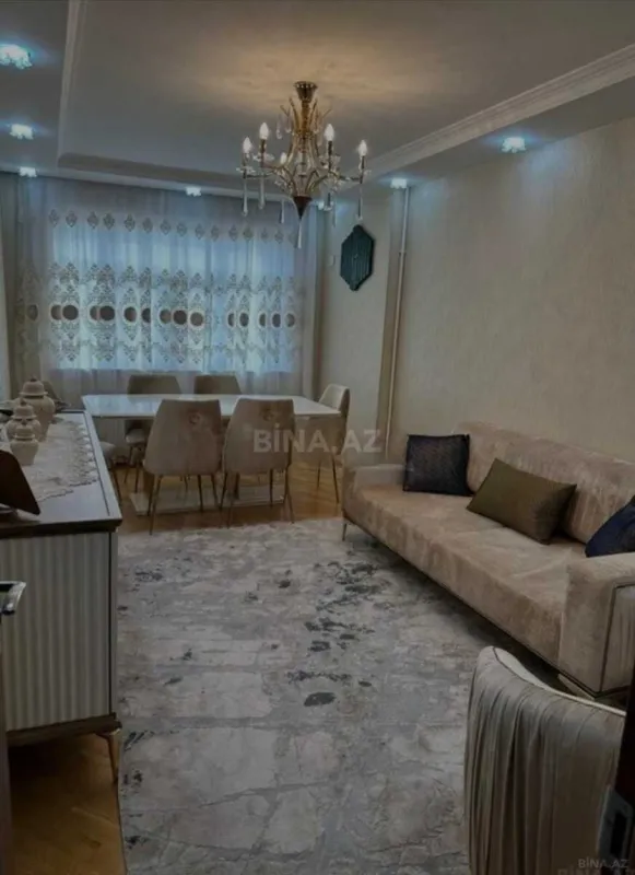 Satılır 4 otaqlı mənzil 100 m²