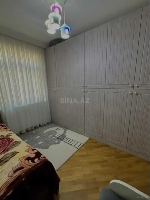 Satılır 4 otaqlı mənzil 100 m²