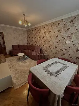 Satılır 4 otaqlı mənzil 100 m²