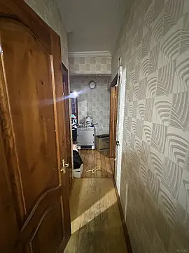 Satılır 5 otaqlı mənzil 120 m²