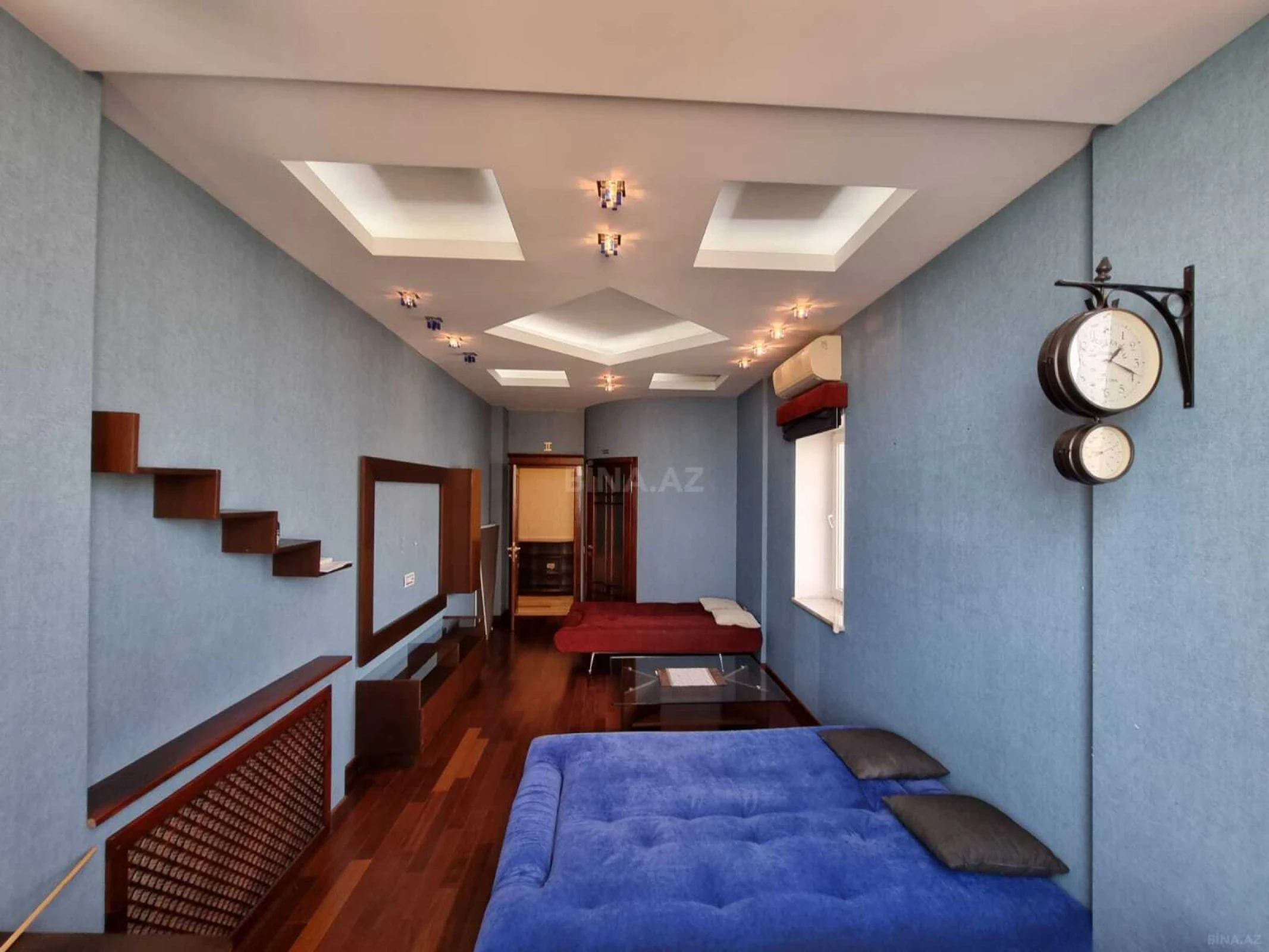 Satılır 4 otaqlı mənzil 185 m²