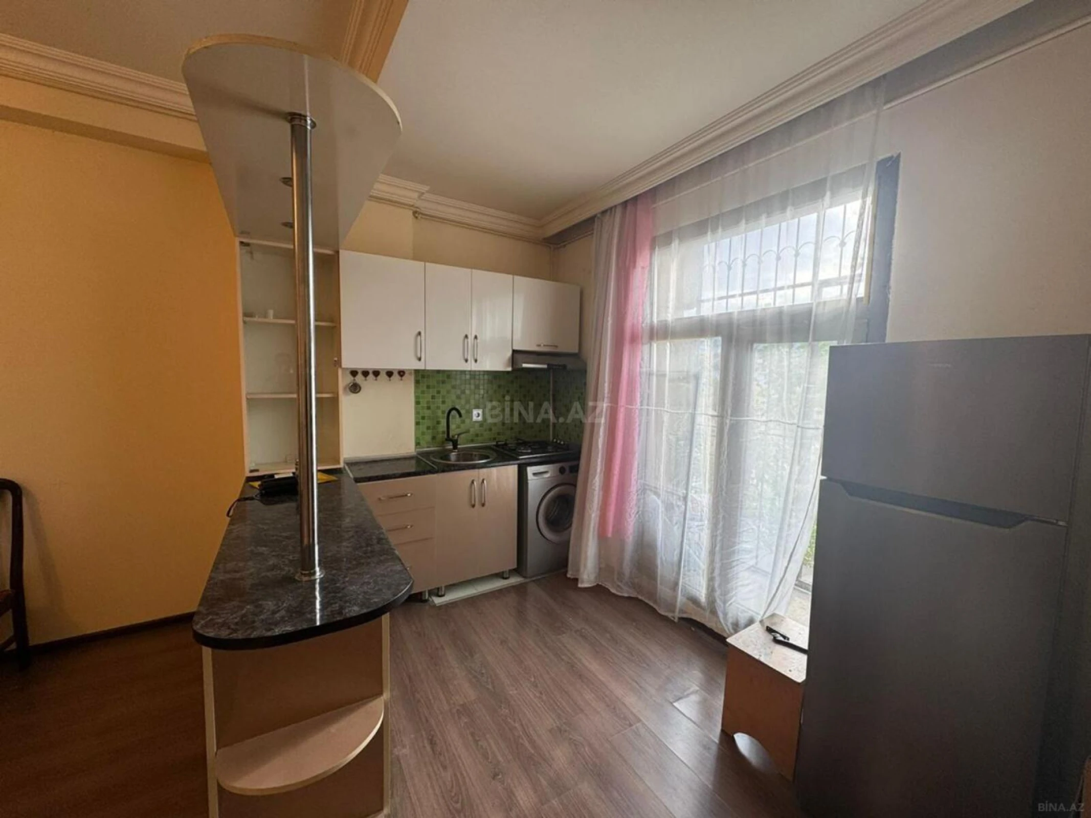 Satılır 2 otaqlı mənzil 60 m²