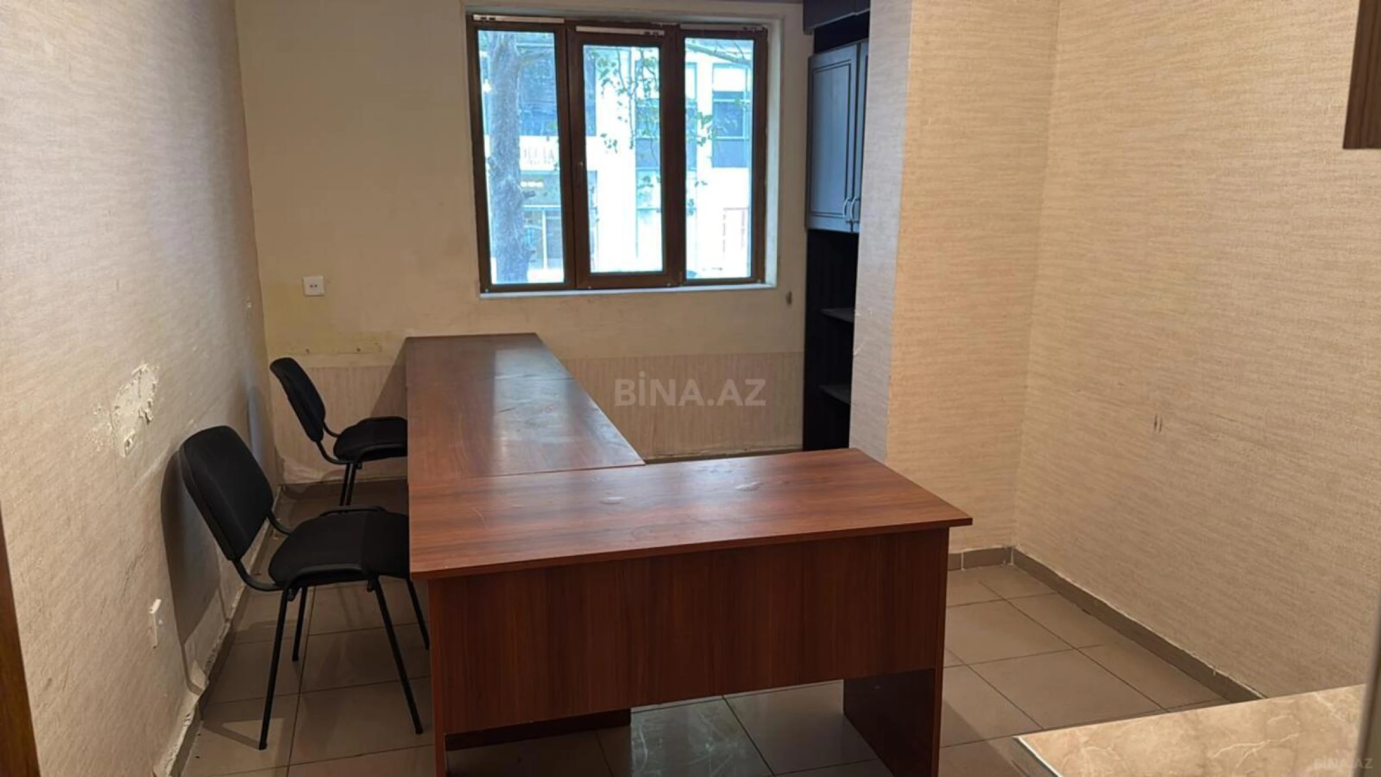 Kirayə verilir 3 otaqlı ofis 70 m²
