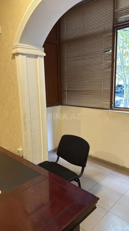 Kirayə verilir 3 otaqlı ofis 70 m²