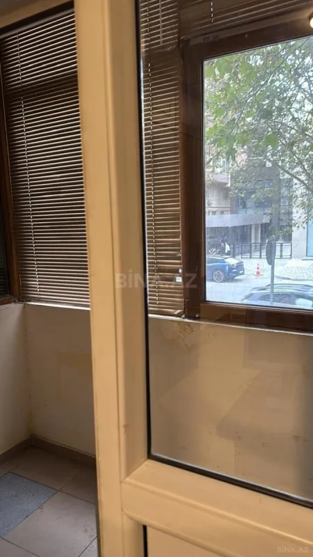 Kirayə verilir 3 otaqlı ofis 70 m²