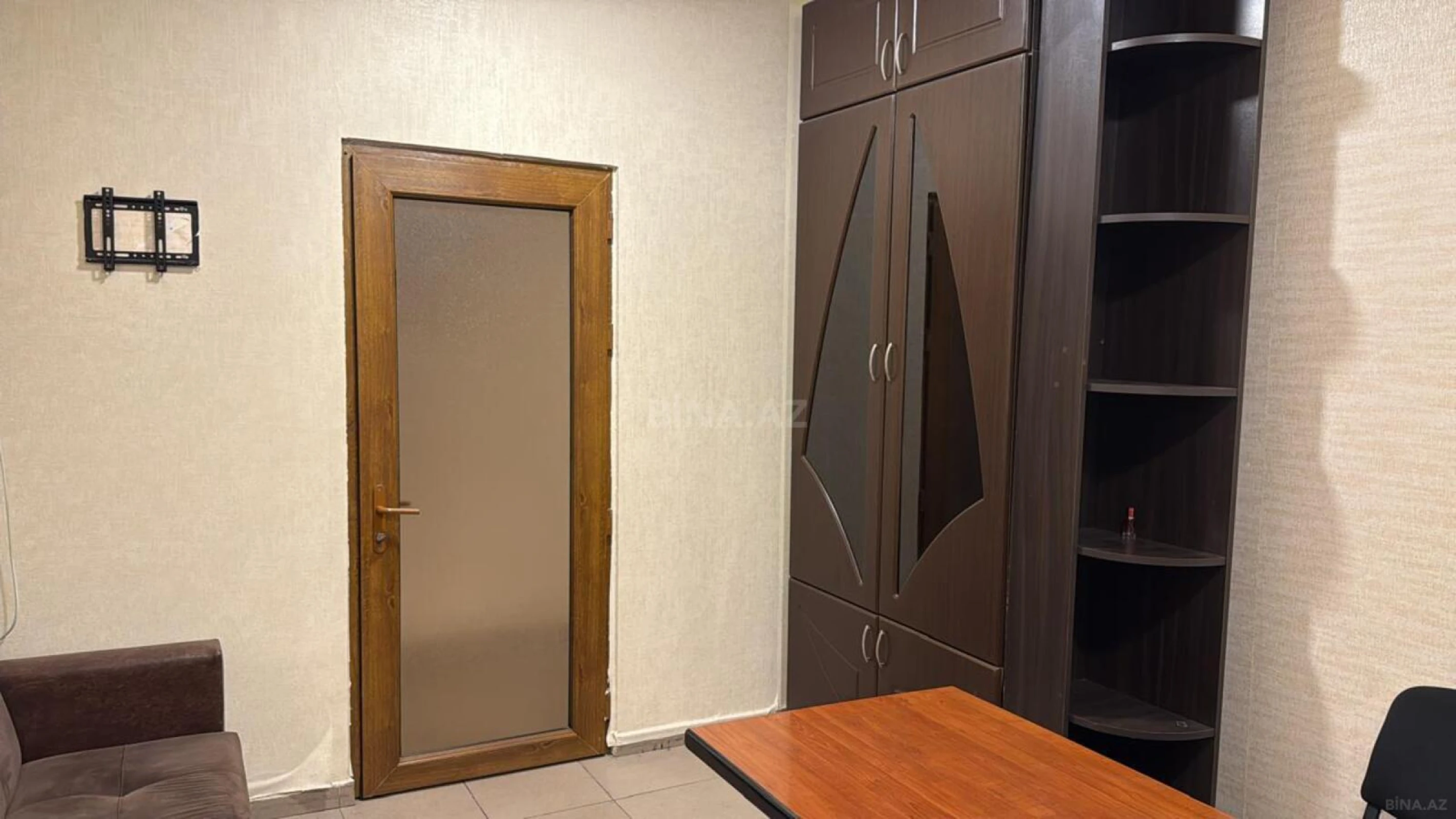 Kirayə verilir 3 otaqlı ofis 70 m²