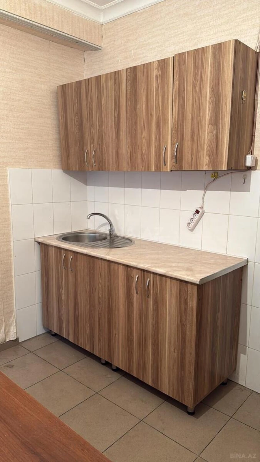 Kirayə verilir 3 otaqlı ofis 70 m²