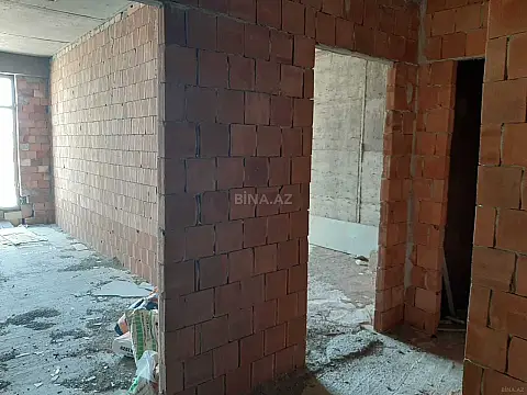 Satılır 3 otaqlı mənzil 156 m²
