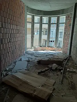 Satılır 3 otaqlı mənzil 156 m²