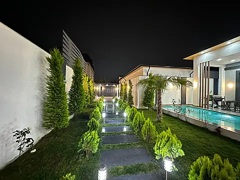 Satılır 4 otaqlı həyət evi 180 m²