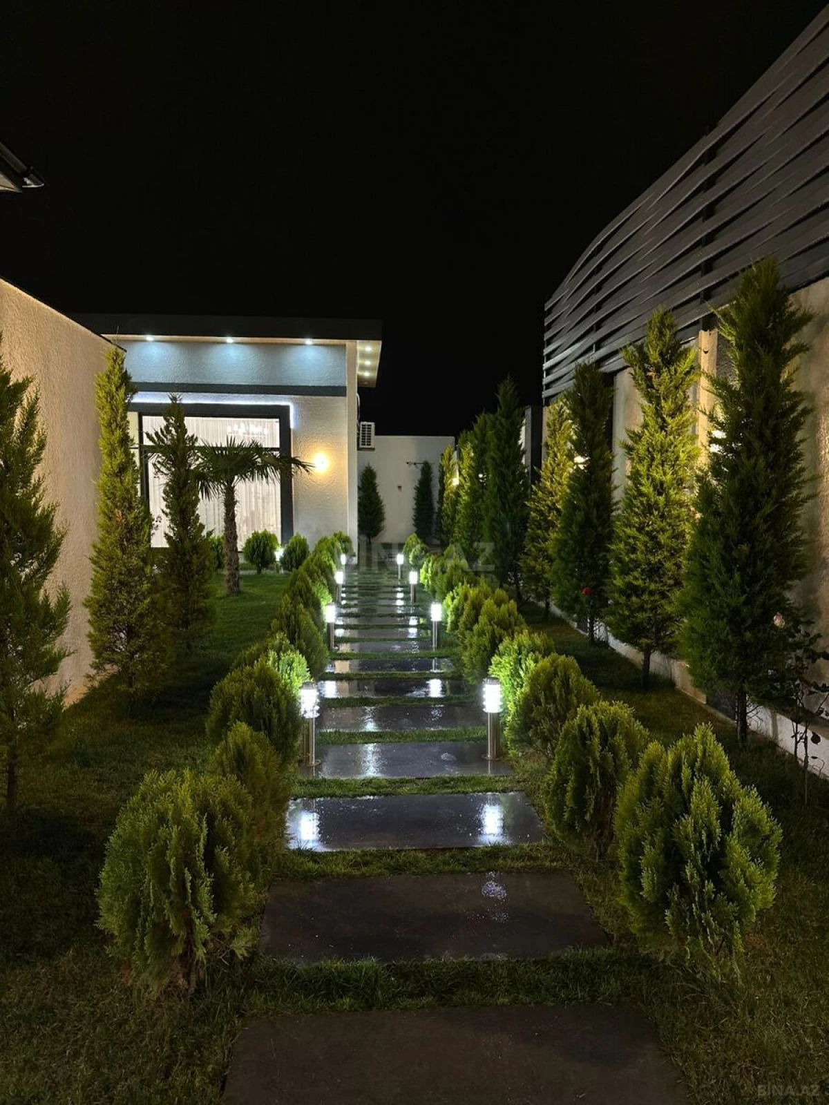 Satılır 4 otaqlı həyət evi 180 m²