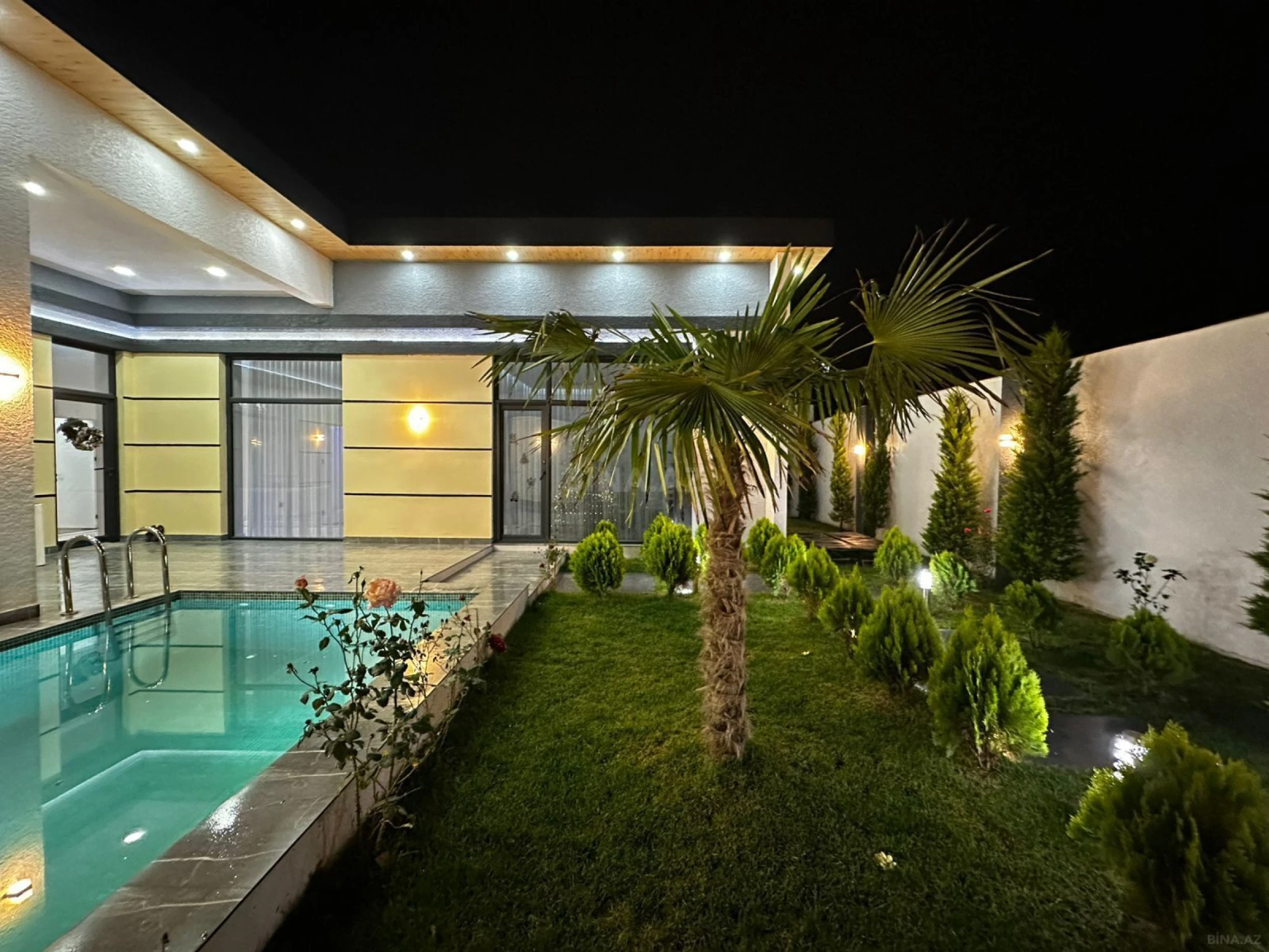 Satılır 4 otaqlı həyət evi 180 m²