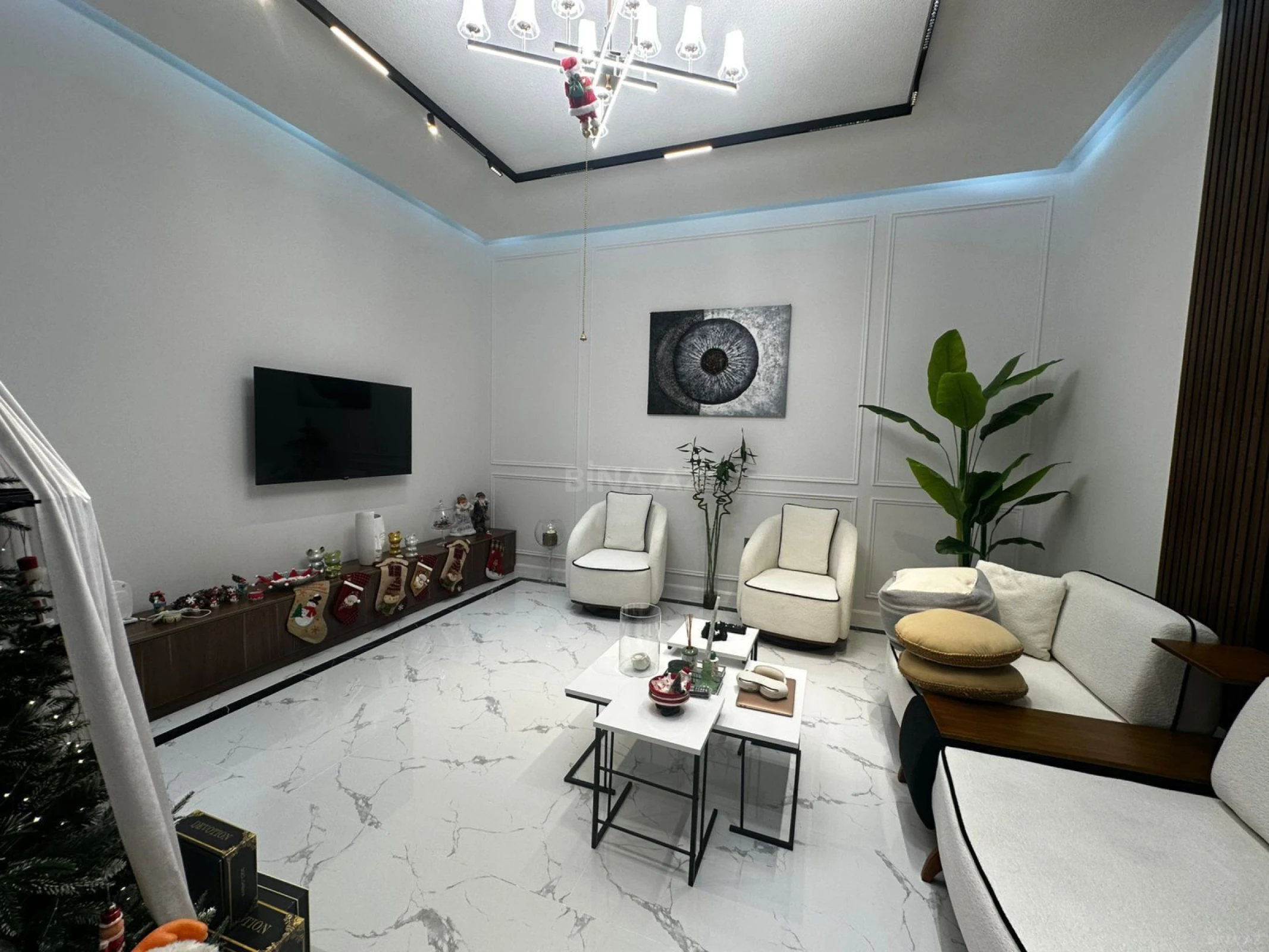 Satılır 4 otaqlı həyət evi 180 m²