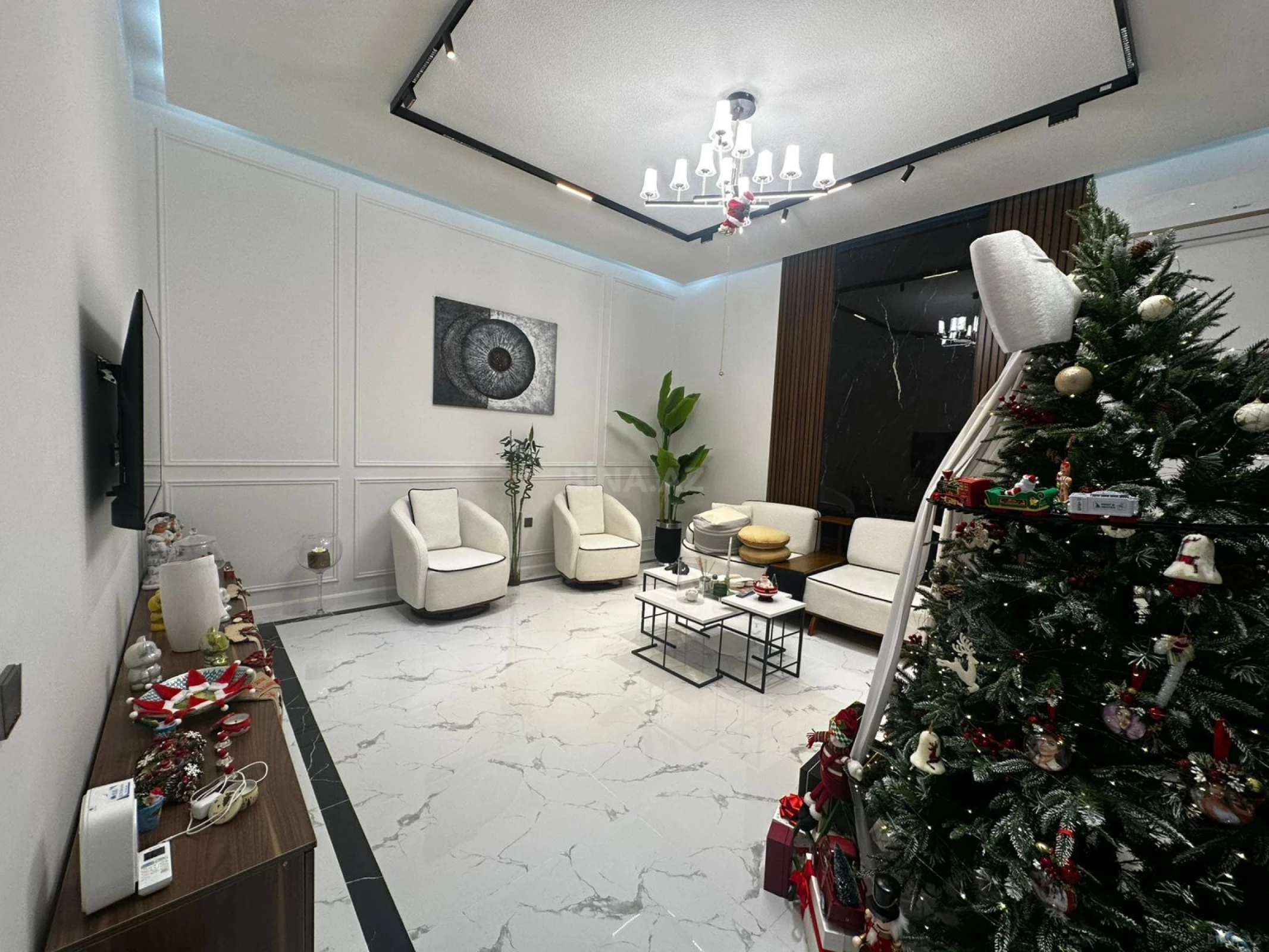 Satılır 4 otaqlı həyət evi 180 m²