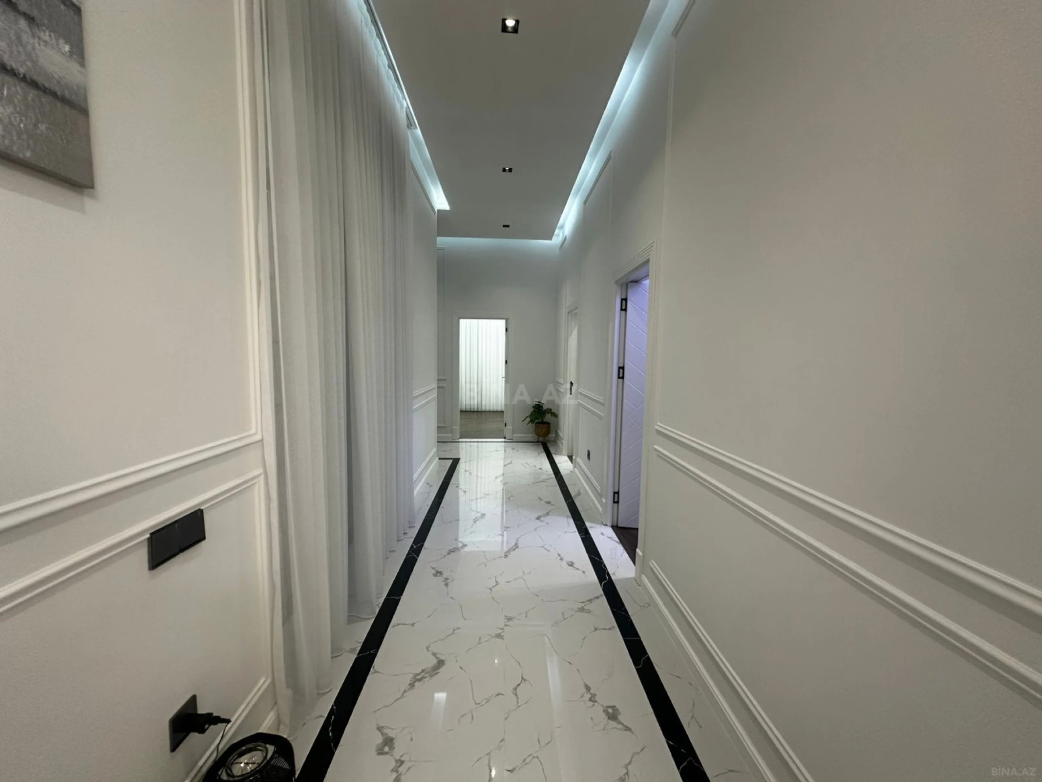 Satılır 4 otaqlı həyət evi 180 m²