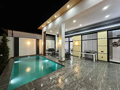 Satılır 4 otaqlı həyət evi 180 m²