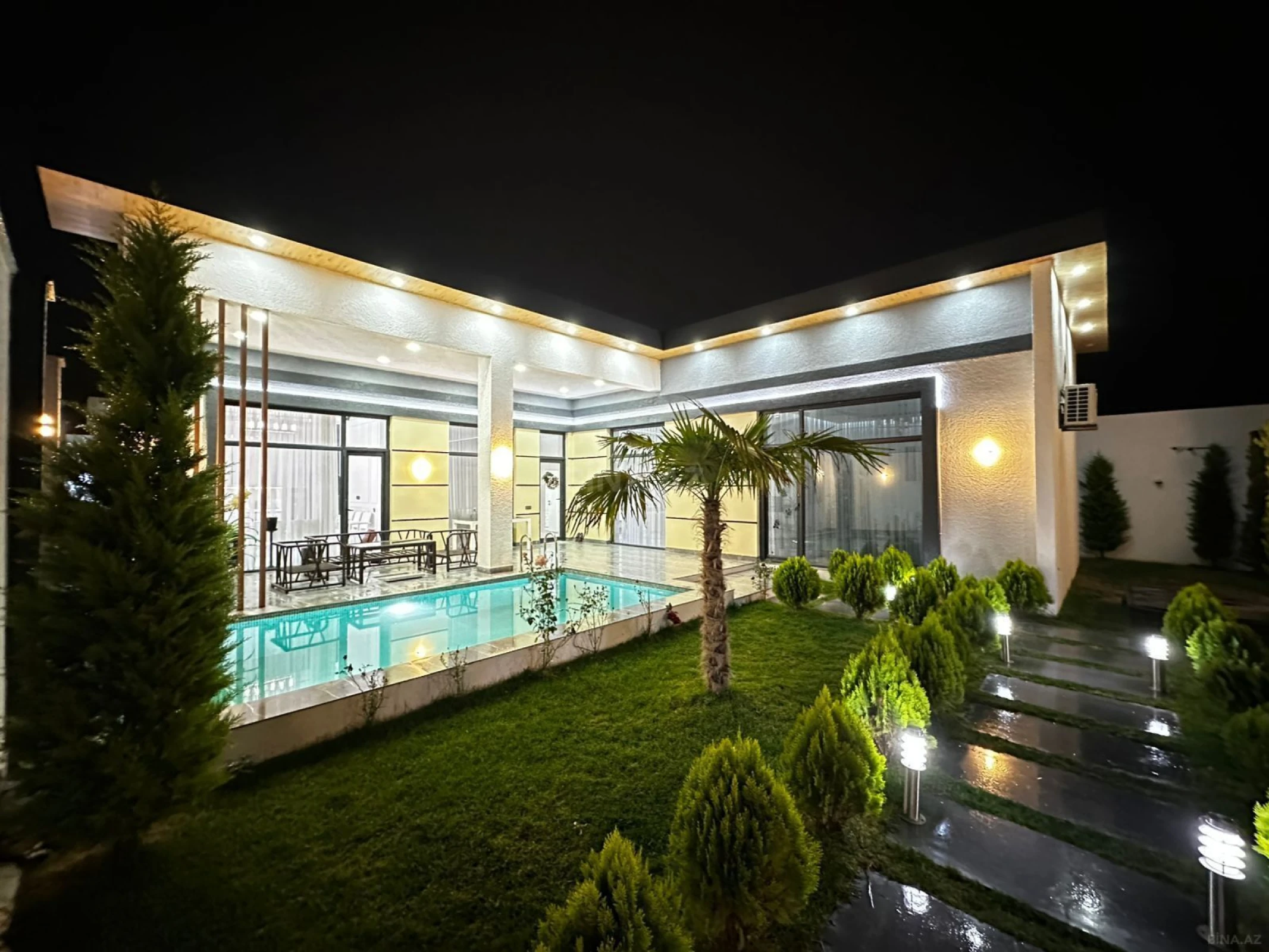 Satılır 4 otaqlı həyət evi 180 m²