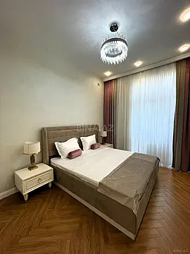 Satılır 3 otaqlı mənzil 119 m²