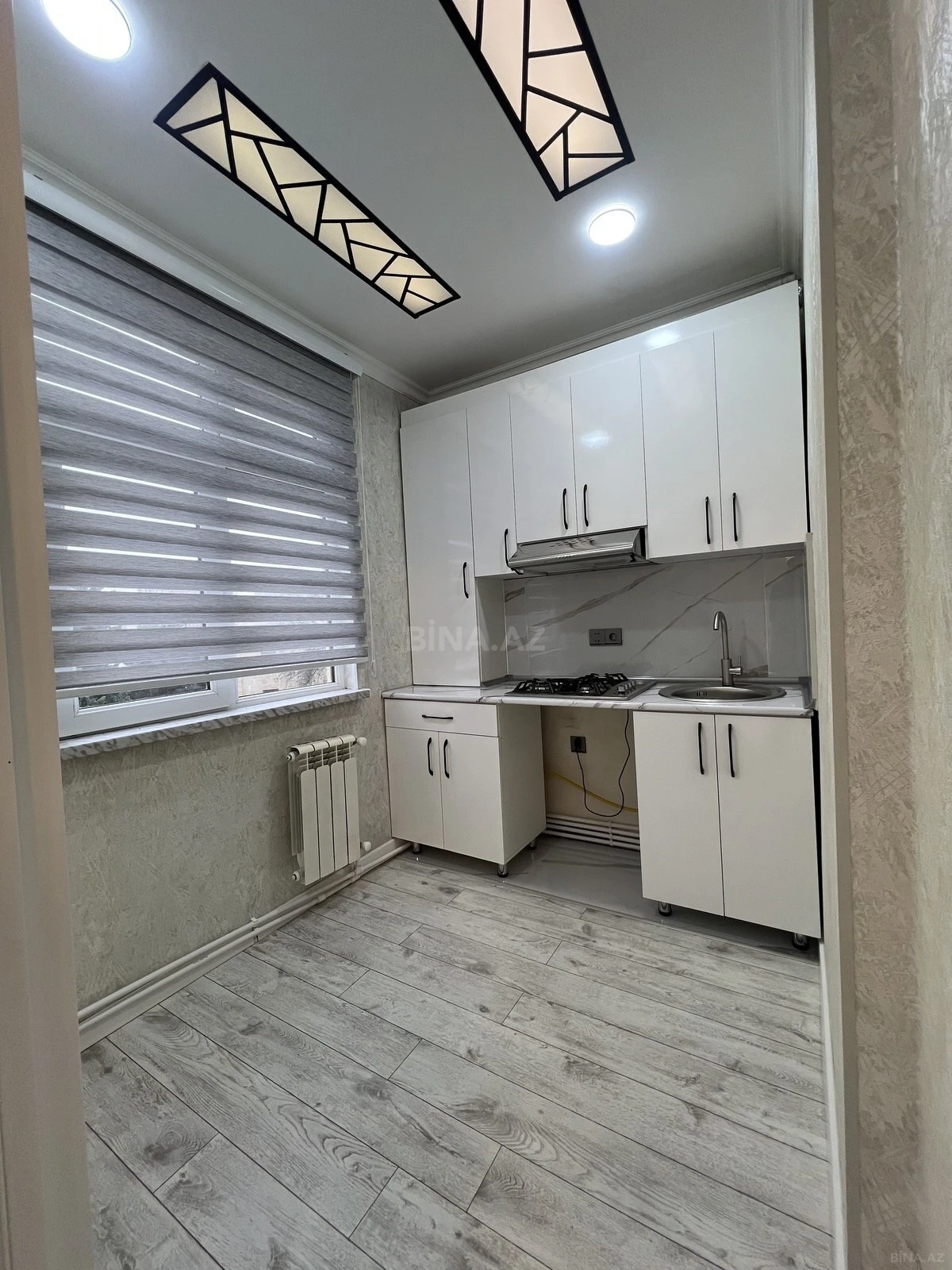 Satılır 2 otaqlı mənzil 58 m²