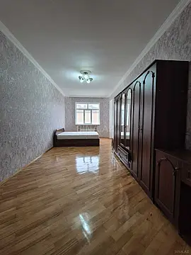 Satılır 3 otaqlı mənzil 140 m²
