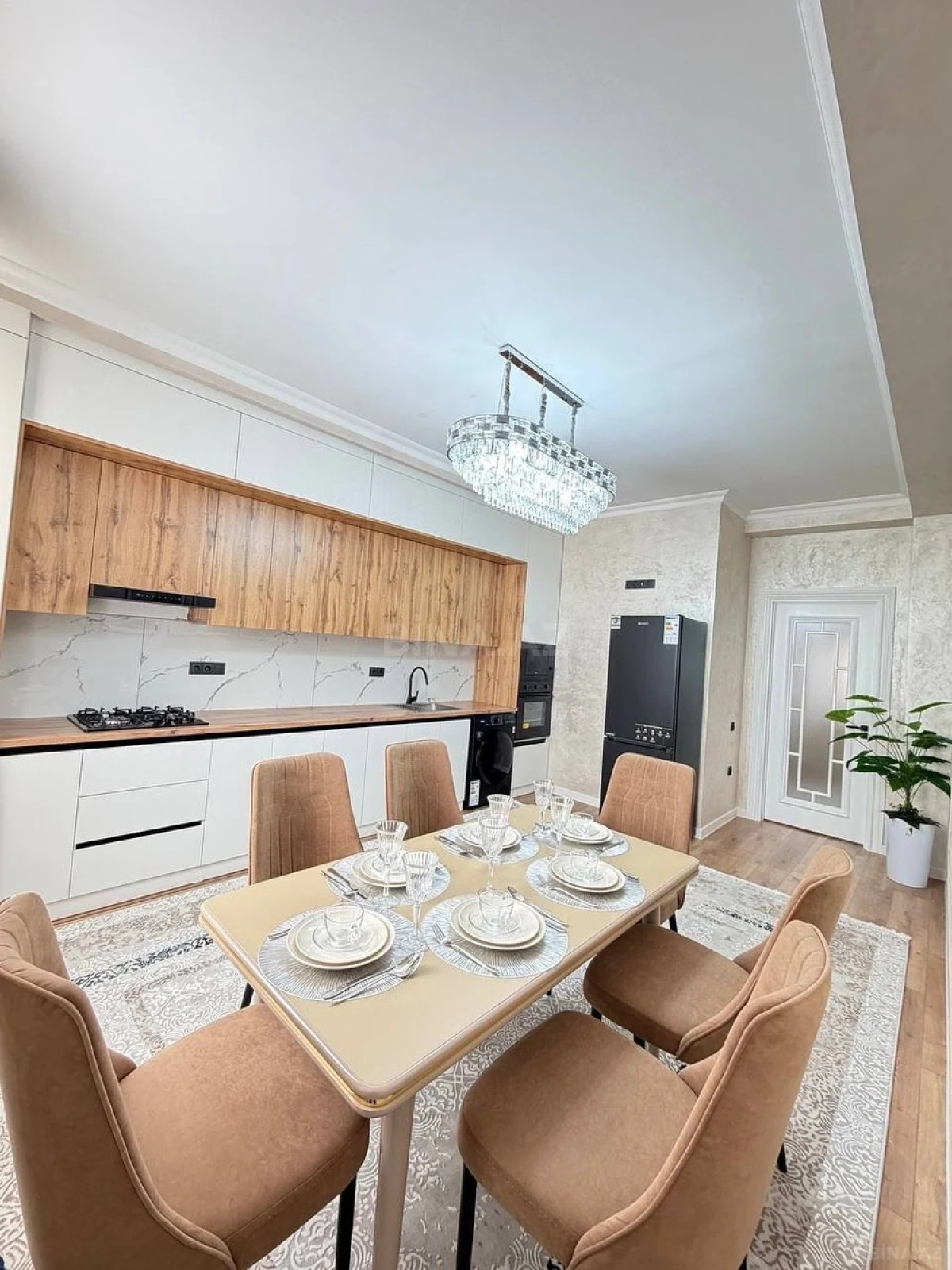 Kirayə verilir 3 otaqlı mənzil 125 m²