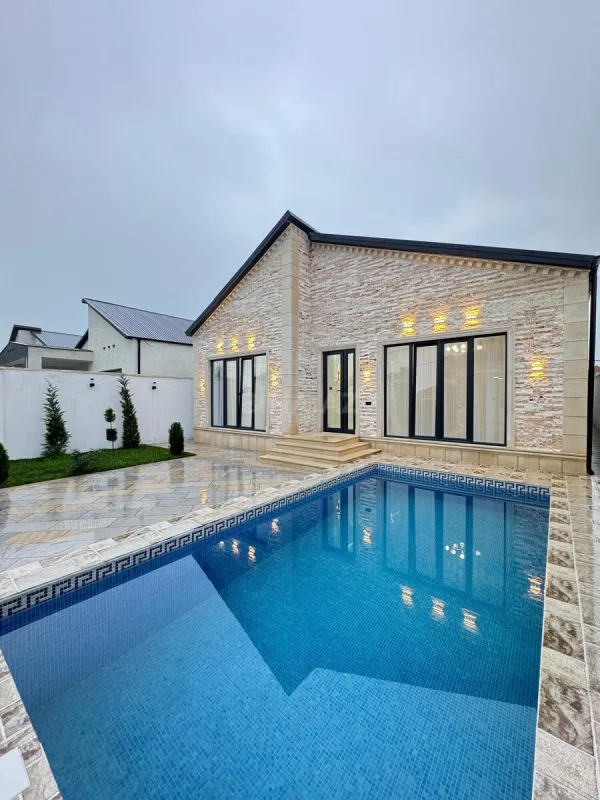 Satılır 4 otaqlı həyət evi 150 m²