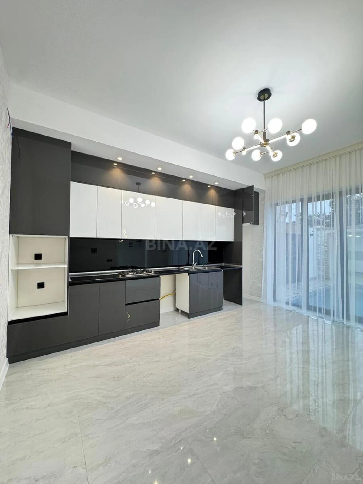 Satılır 4 otaqlı həyət evi 150 m²