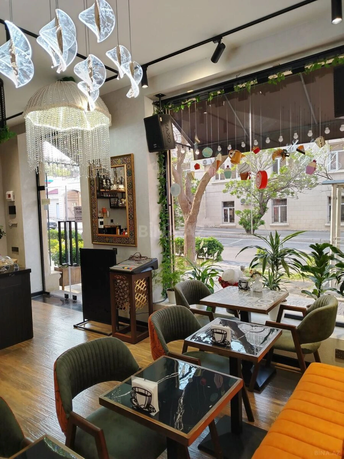 Satılır obyekt 45 m²