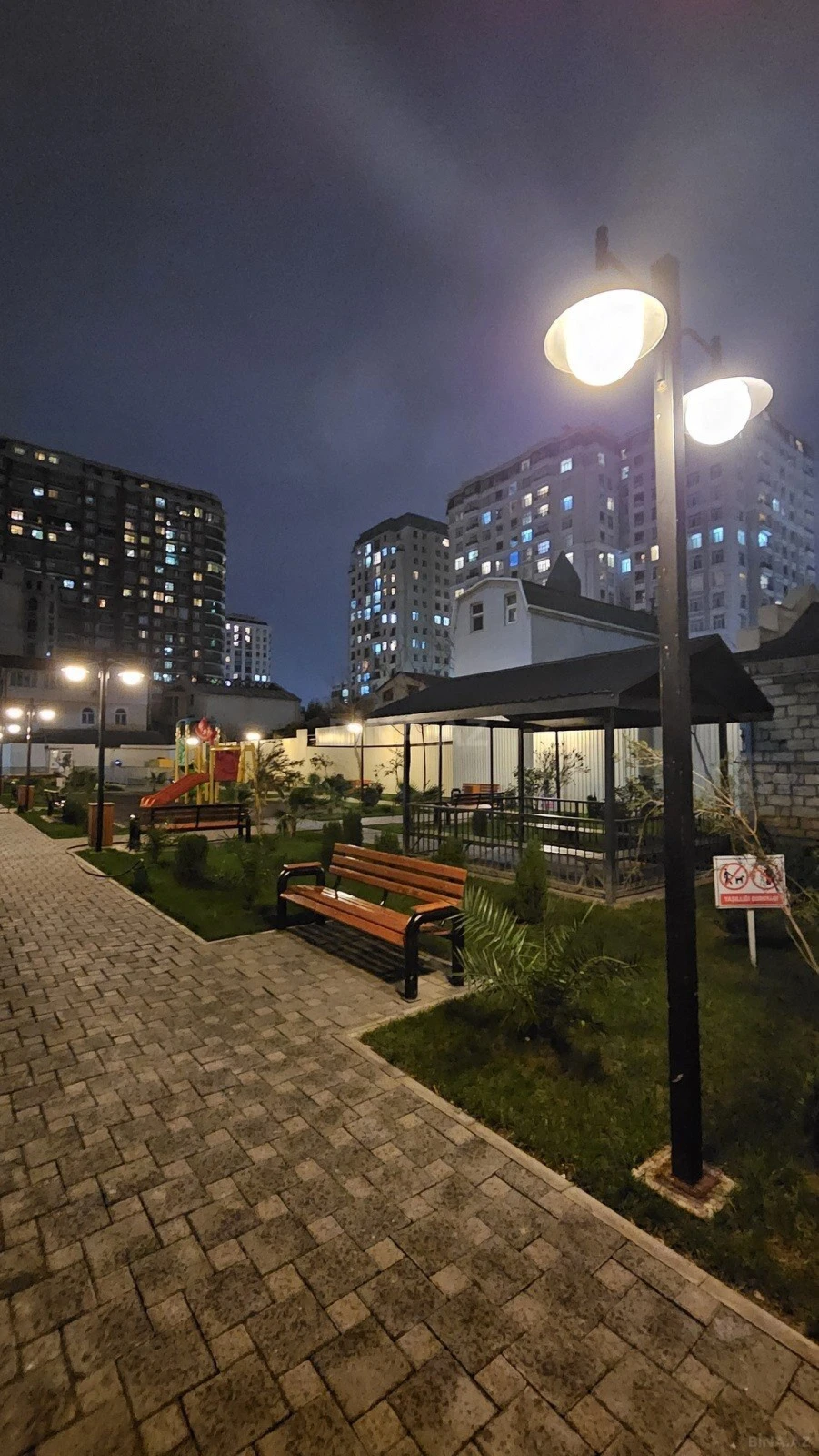 Satılır 2 otaqlı mənzil 59 m²