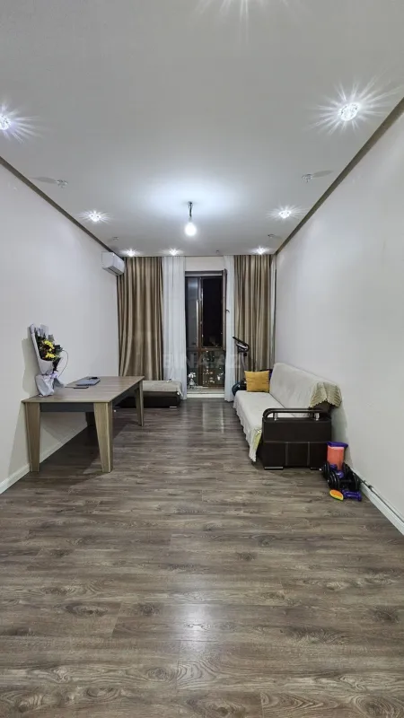 Satılır 2 otaqlı mənzil 59 m²