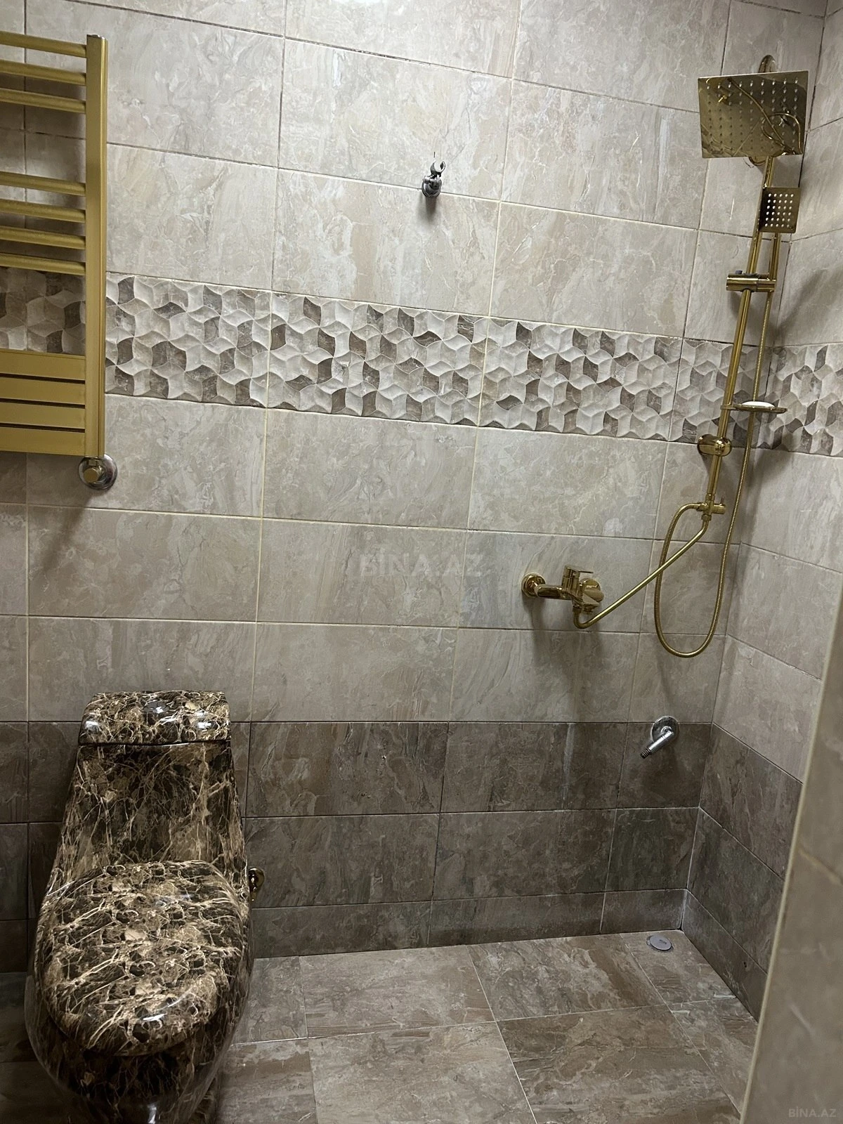 Satılır 3 otaqlı həyət evi 115 m²