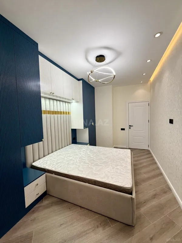 Satılır 2 otaqlı mənzil 67 m²
