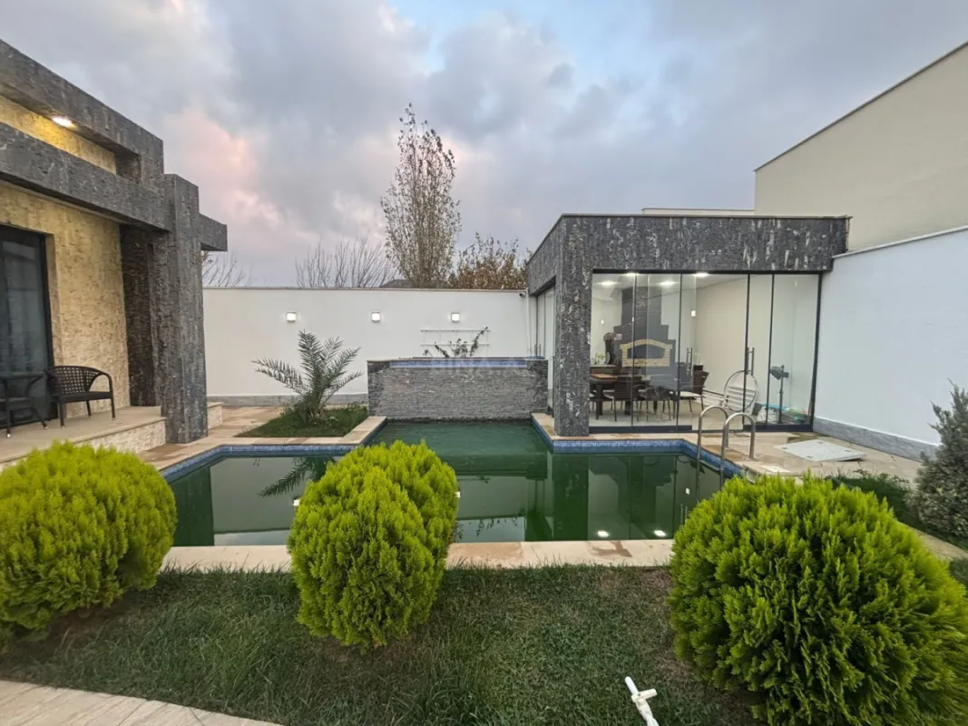 Satılır 4 otaqlı həyət evi 167 m²