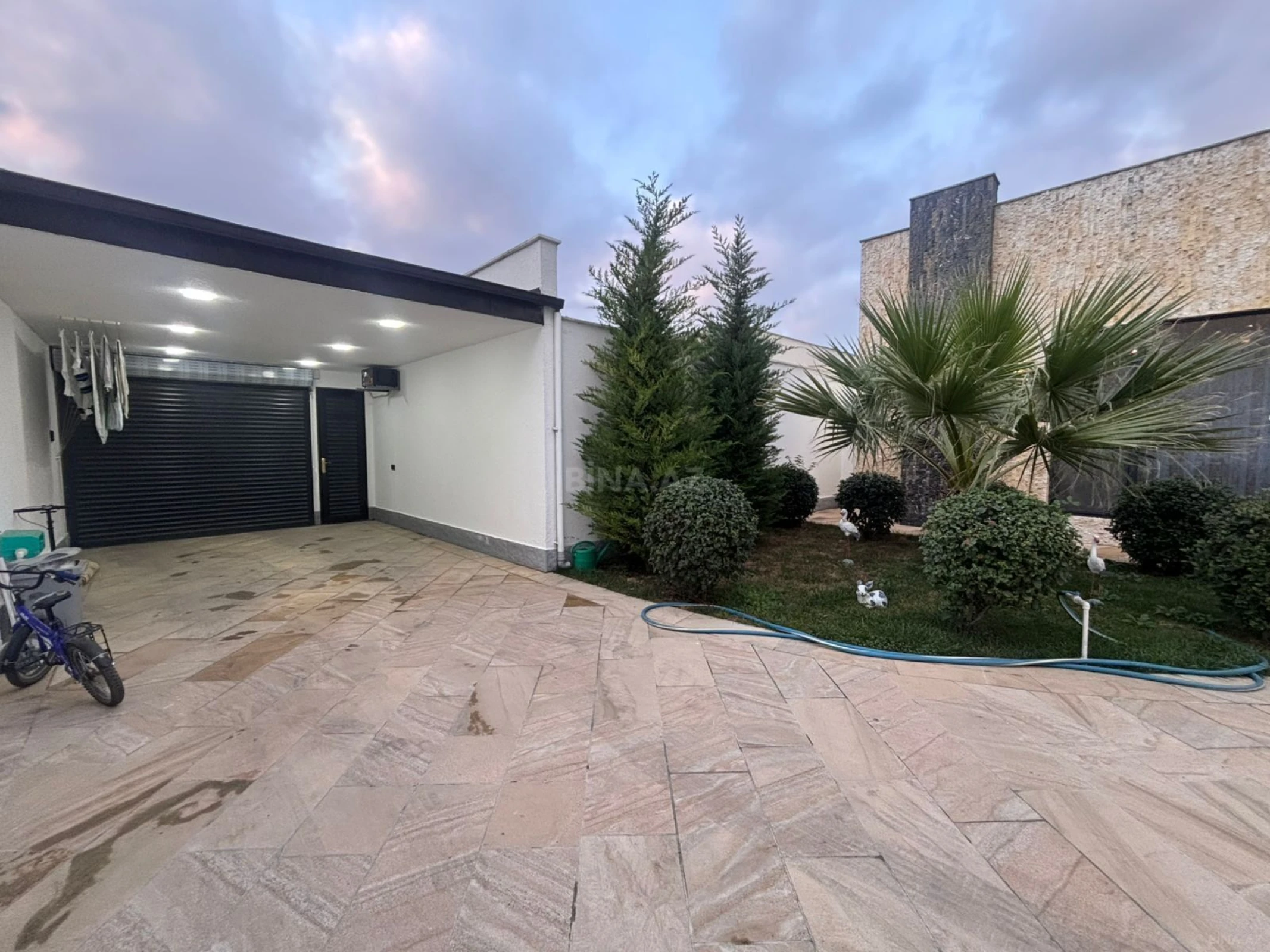 Satılır 4 otaqlı həyət evi 167 m²