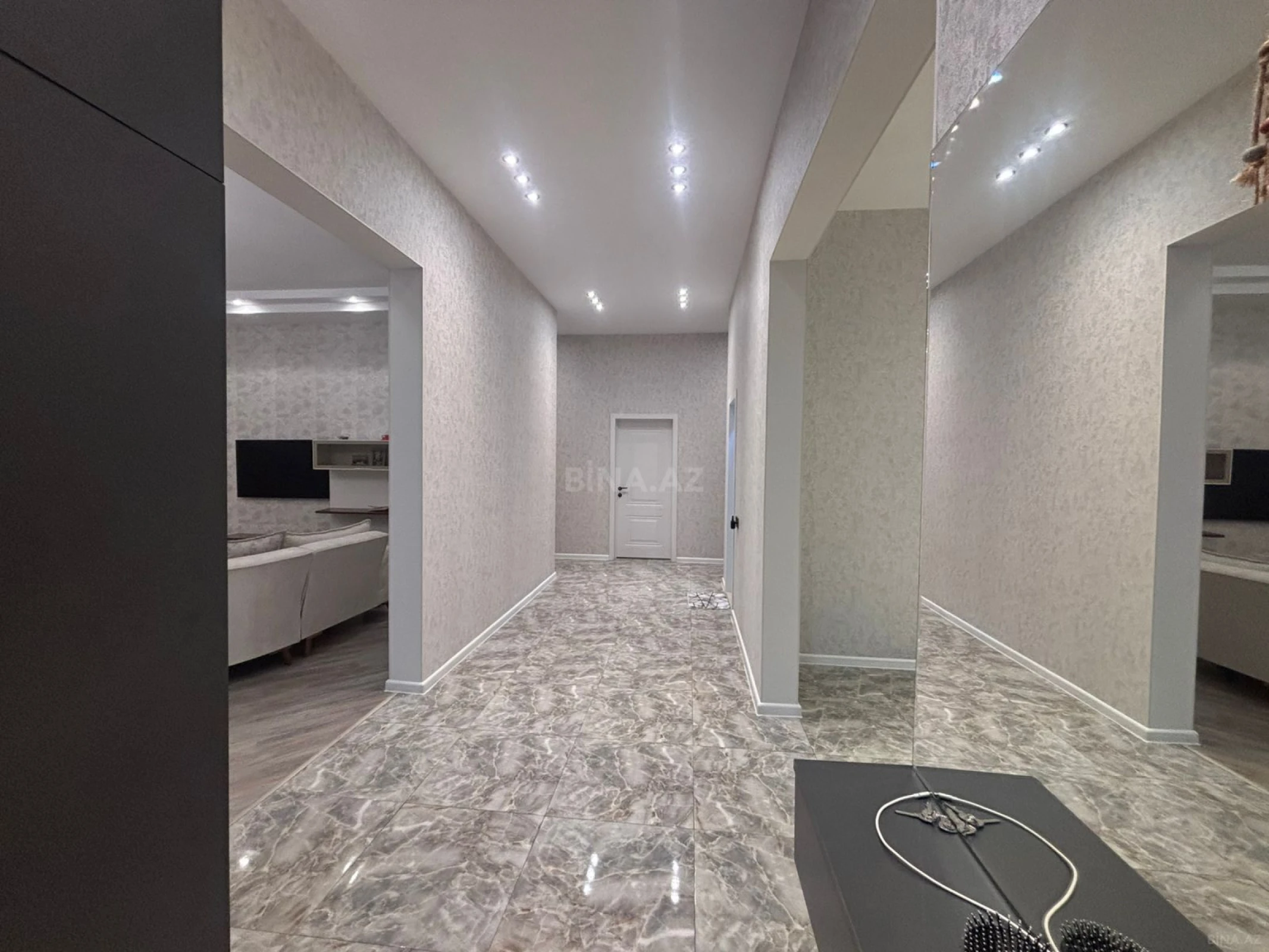 Satılır 4 otaqlı həyət evi 167 m²