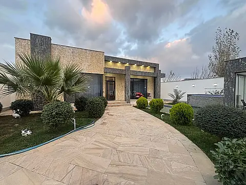 Satılır 4 otaqlı həyət evi 167 m²