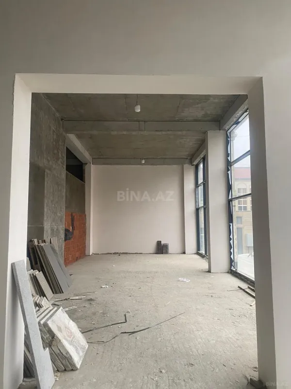 Satılır obyekt 495 m²