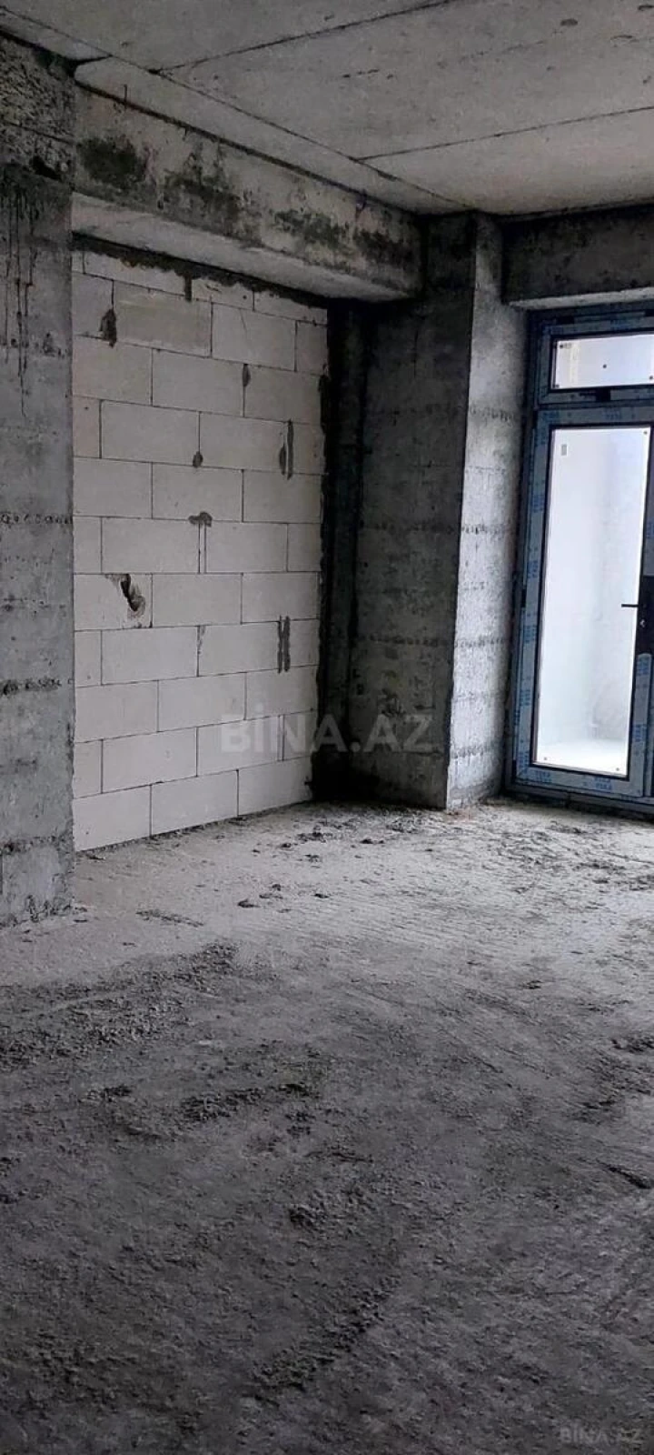 Satılır 2 otaqlı mənzil 98 m²