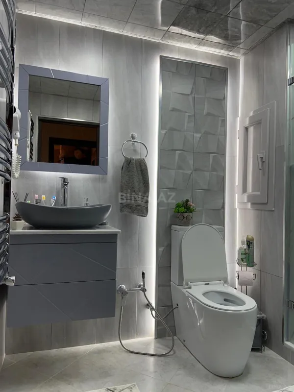 Satılır 2 otaqlı mənzil 85 m²