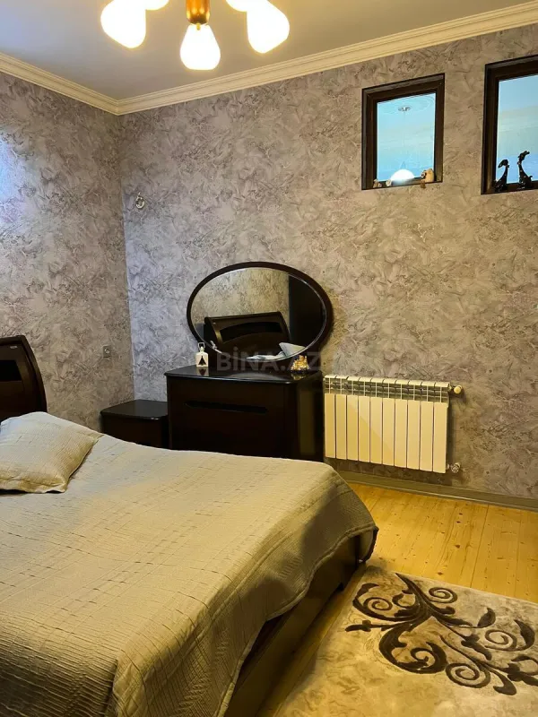 Satılır 2 otaqlı mənzil 85 m²