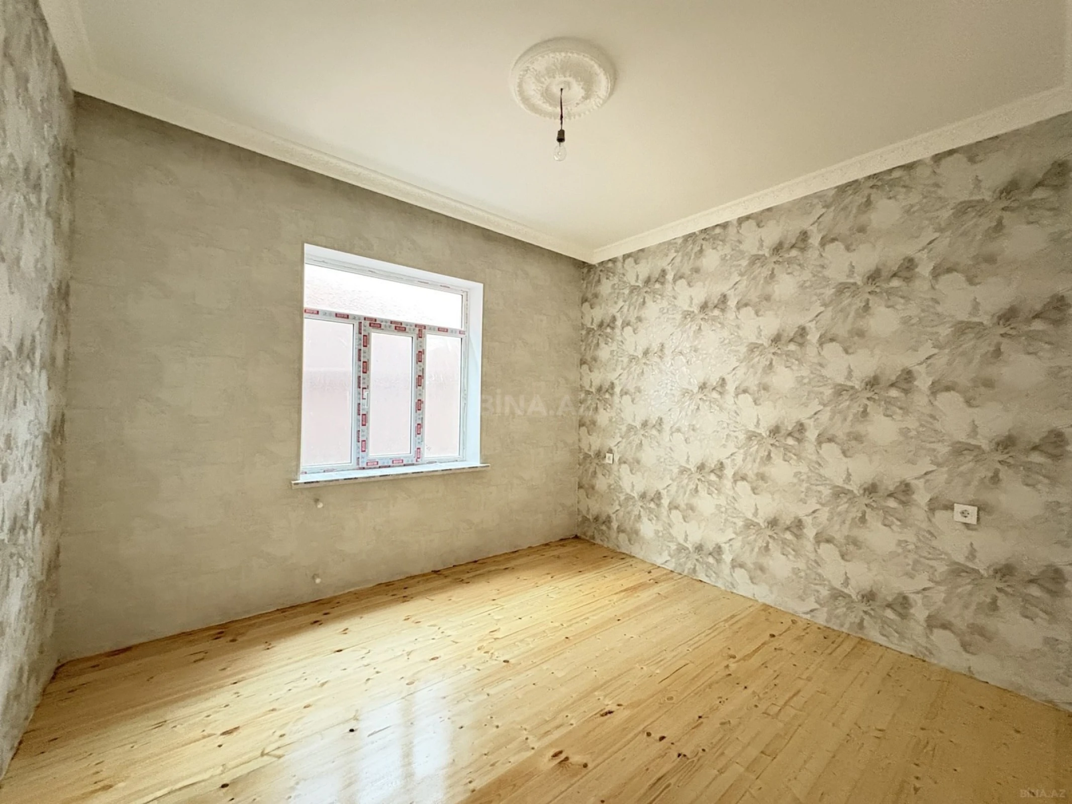 Satılır 3 otaqlı həyət evi 75 m²