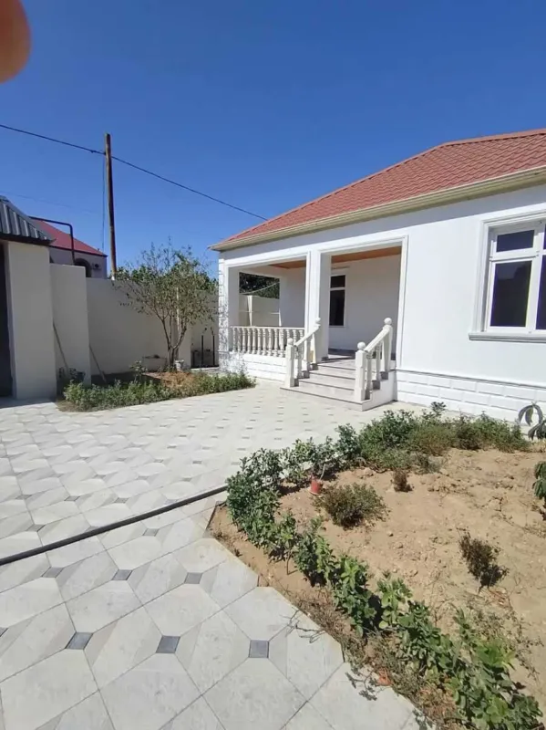 Satılır 3 otaqlı həyət evi 120 m²