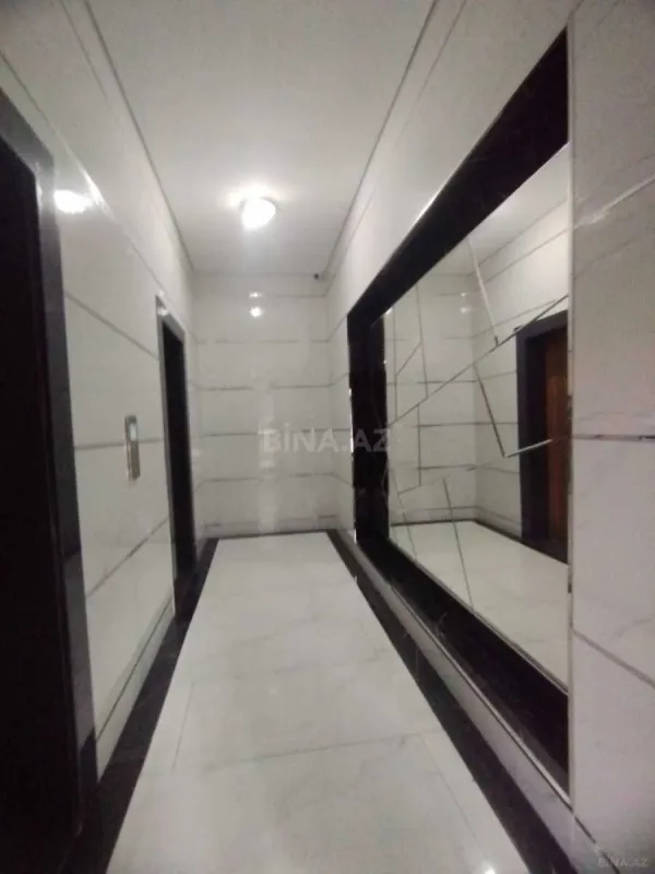 Satılır 4 otaqlı mənzil 149 m²