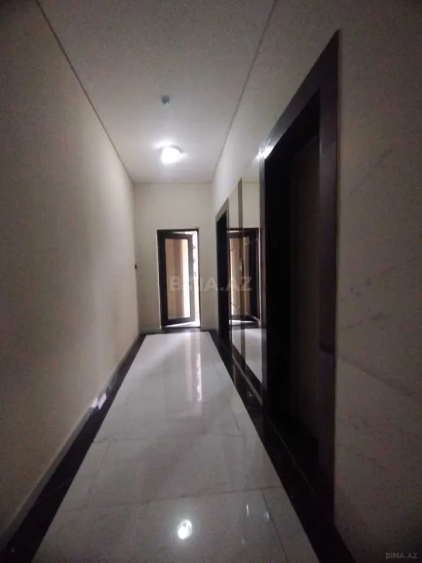 Satılır 4 otaqlı mənzil 149 m²