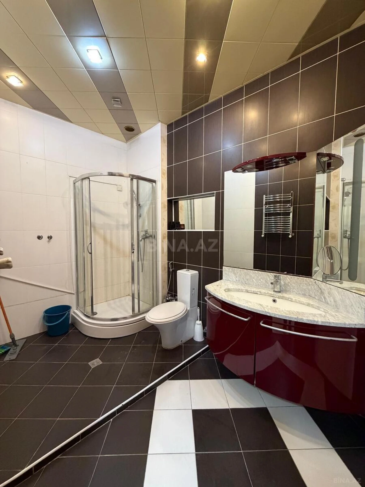 Satılır 3 otaqlı mənzil 150 m²