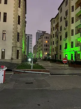 Satılır 2 otaqlı mənzil 100 m²