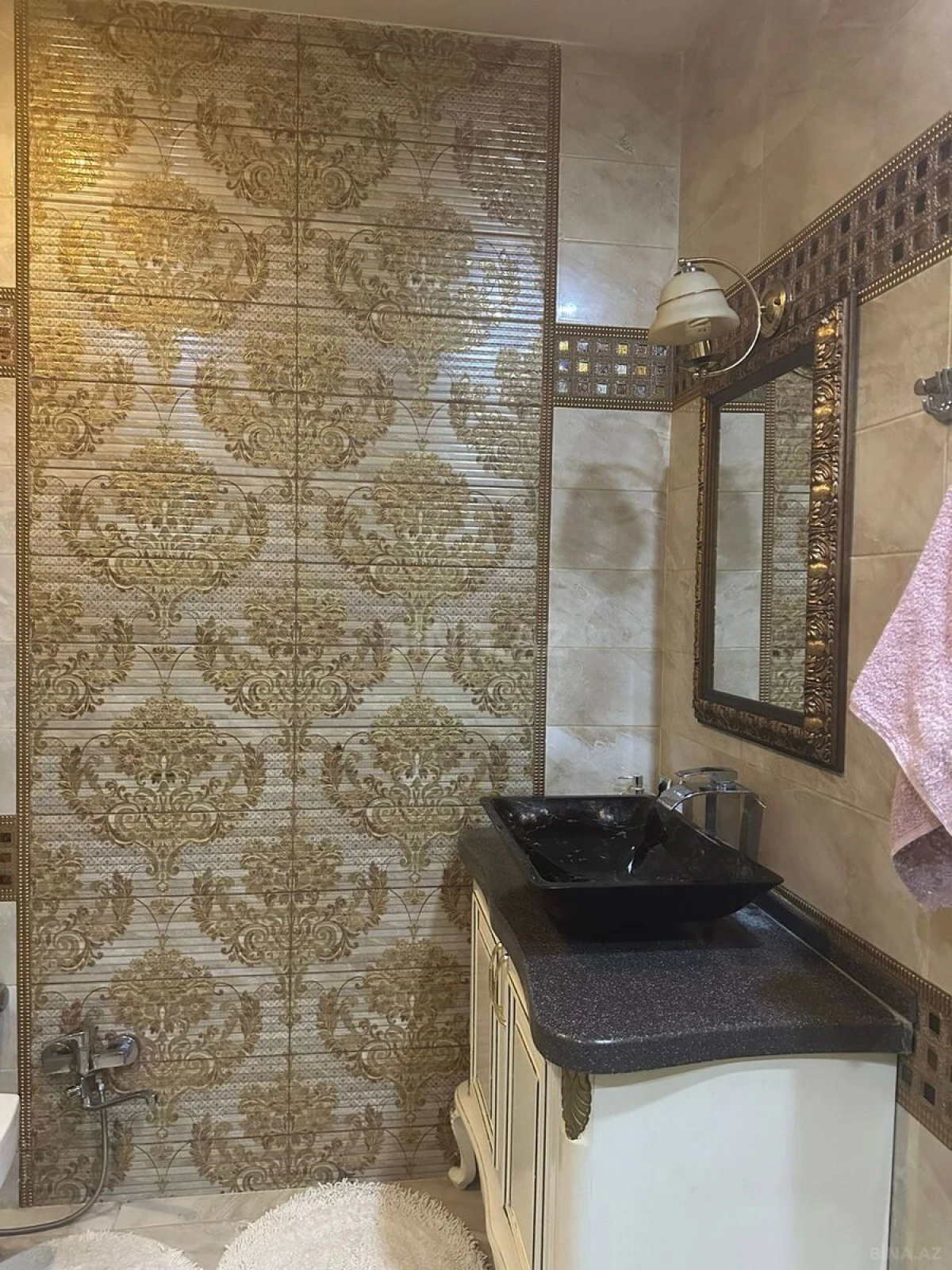 Satılır 2 otaqlı mənzil 100 m²