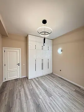 Satılır 3 otaqlı mənzil 105 m²